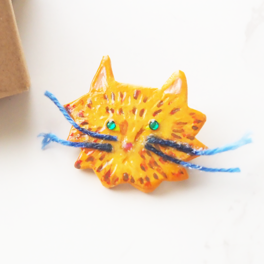 UKIKI CATS ブローチ