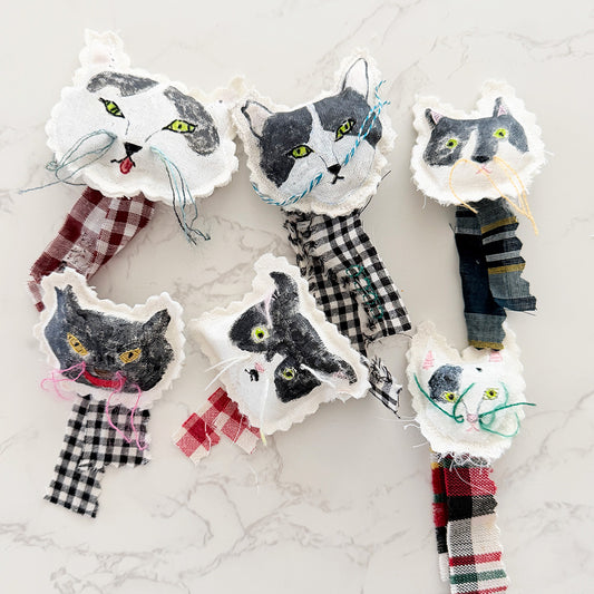 BLACK & WHITE CATS｜ブローチ付きリバーシブル2WAYバッグ
