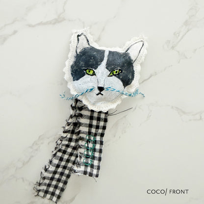 BLACK & WHITE CATS｜ブローチ付きリバーシブル2WAYバッグ