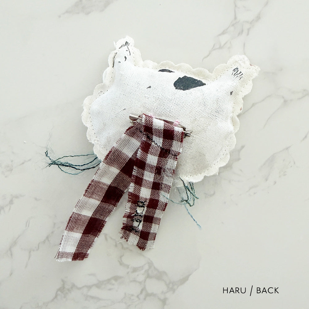 BLACK & WHITE CATS｜ブローチ付きリバーシブル2WAYバッグ